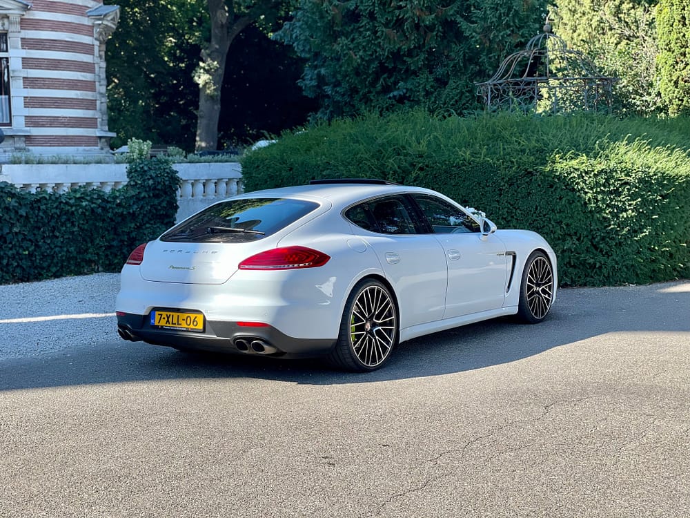 Porsche trouwauto huren Delft