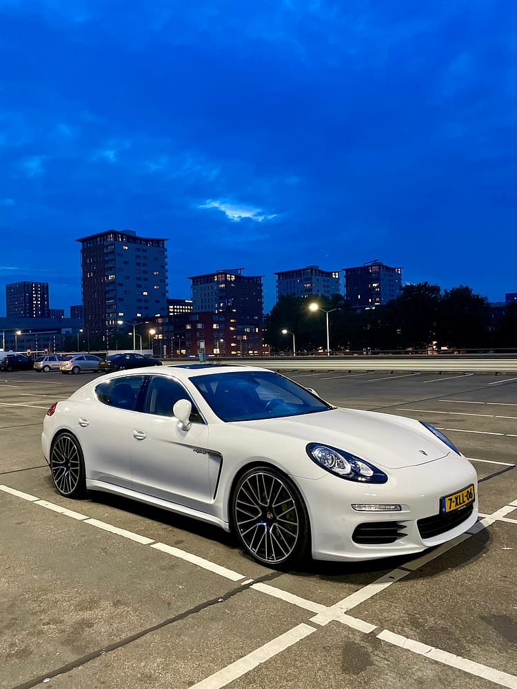 Porsche trouwauto huren in Rotterdam